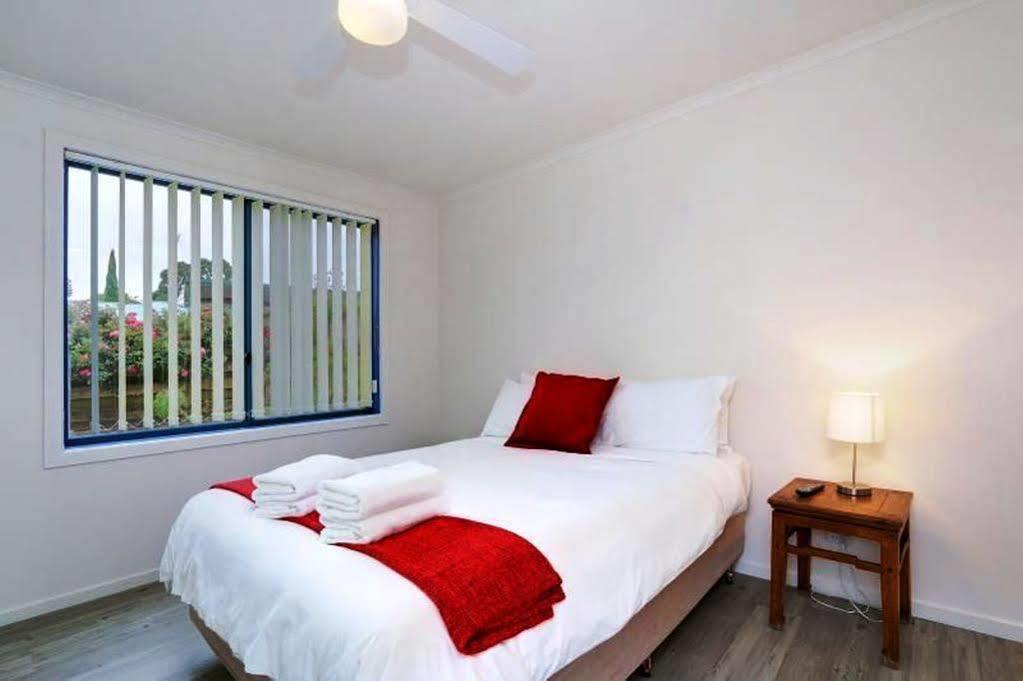Phillip Island Off-Track Accommodation Cowes Dış mekan fotoğraf